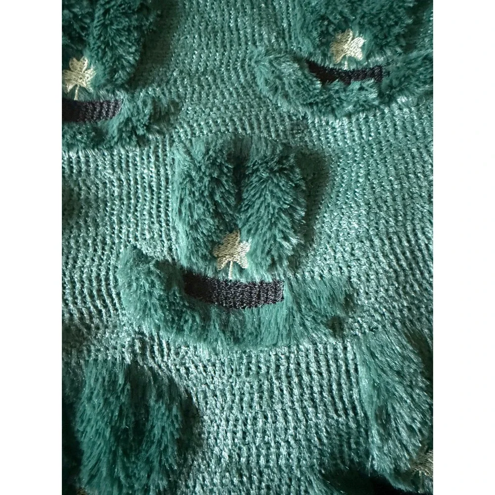 St Patricks Day Leprechaun Hat 4 Clover Textured Throw Pillow Cover Green 17x17